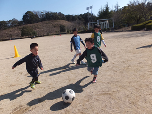 キッズサッカー教室スタート